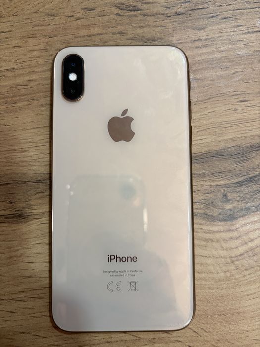 Продам Iphone xs