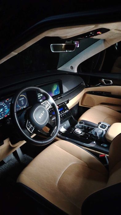 Туры по Узбекистан Kia Carnival