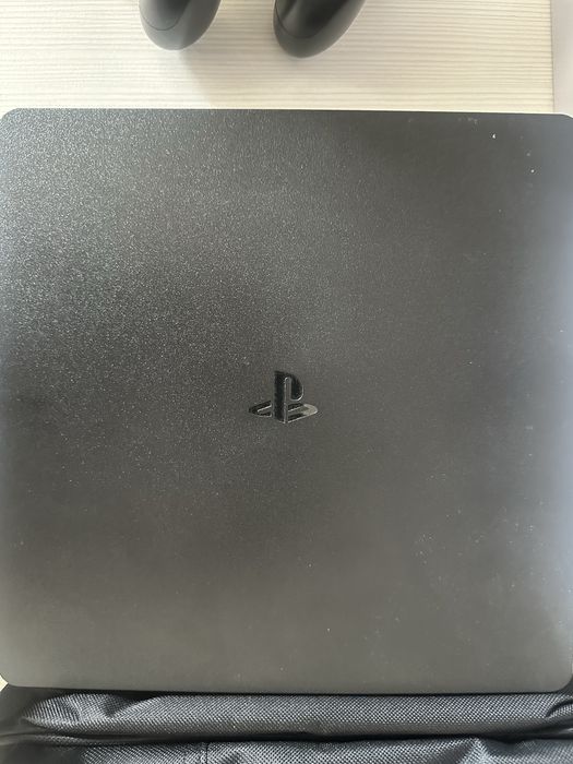 Продается Playstation 4 Slim на 1 TB