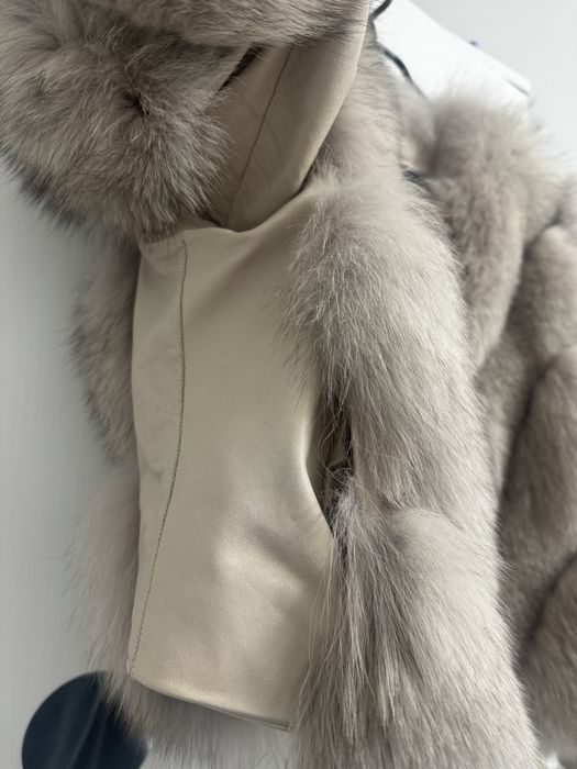 Blanita  din vulpe naturala