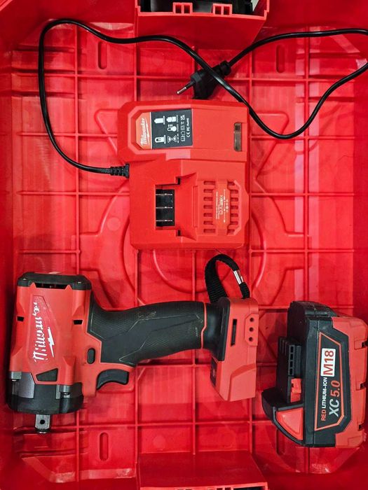 Milwaukee M18 Гайковерт