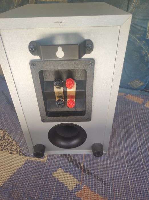 Полочные колонки Polk Audio