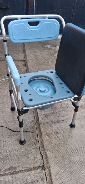 Wc       mobil     aluminiu