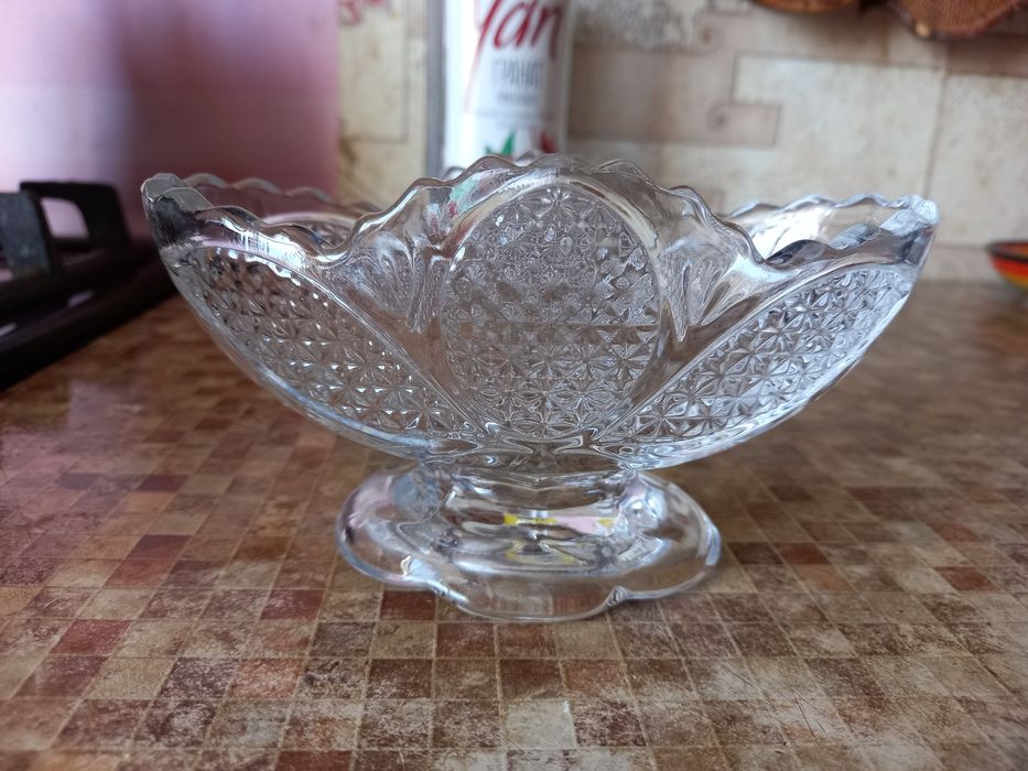 Продам вазочки 6 шт