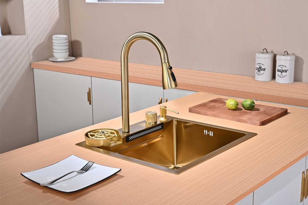 Златна мултифункционална кухненска мивка 50см