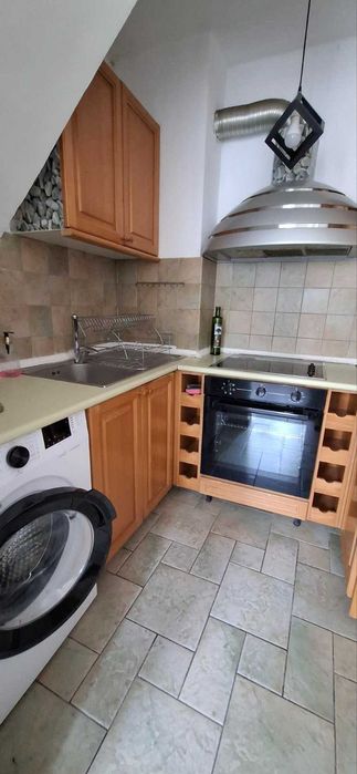 Под наем мезонет в непосредствена близост до МУ