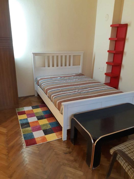 Дава се под наем Едностаен апартамент в София, Център - 37 кв.м за 470 € - Снимка #1