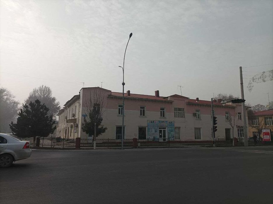 Фарғона шаҳар, Ал-Фарғоний кўчаси 55/6 уй сотилади.