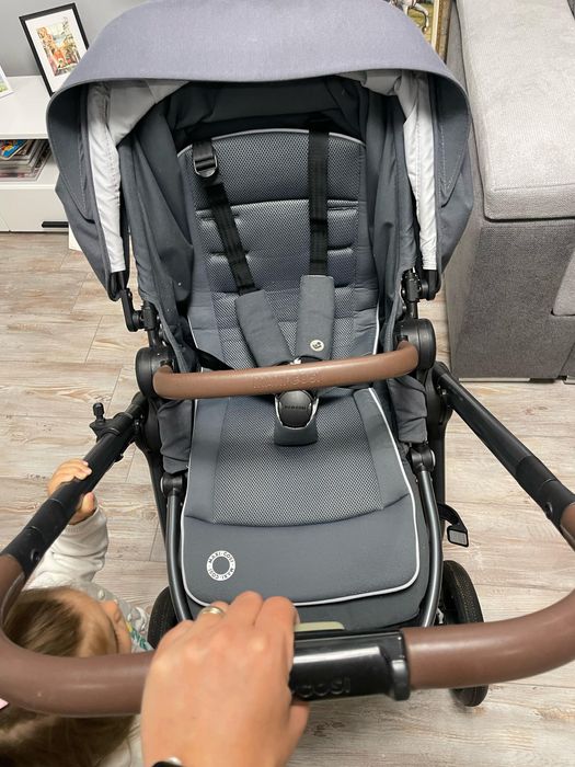 Бебешка количка Maxi Cosi Adora 2