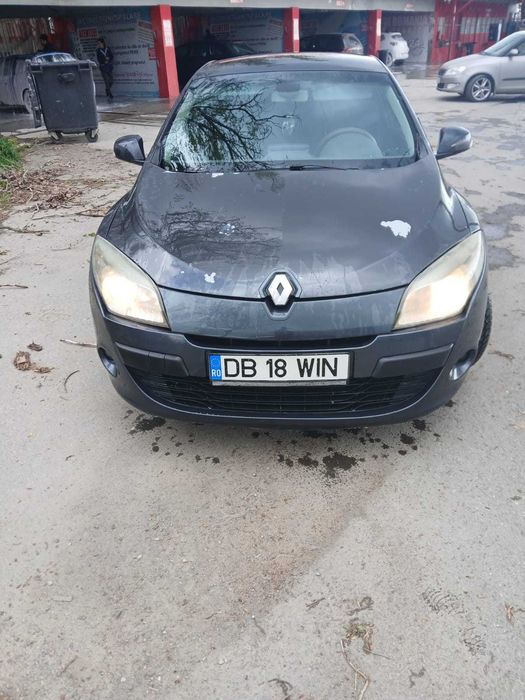 Vând  Renault Megane III