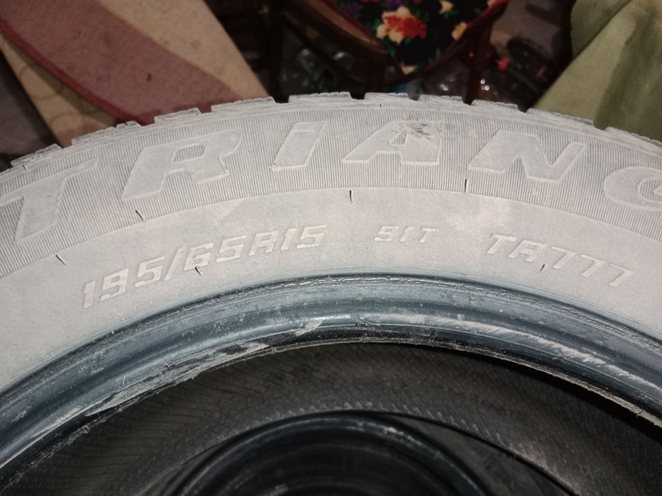 Продам зимние шины