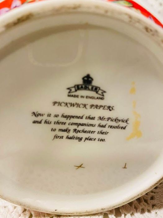 порцеланов чайник