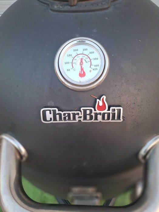 Барбекю на дървени въглища Char-Broil