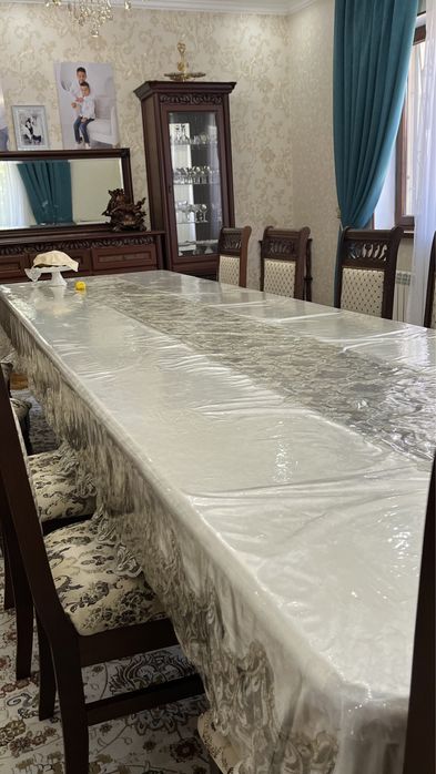Стол и стульстулья