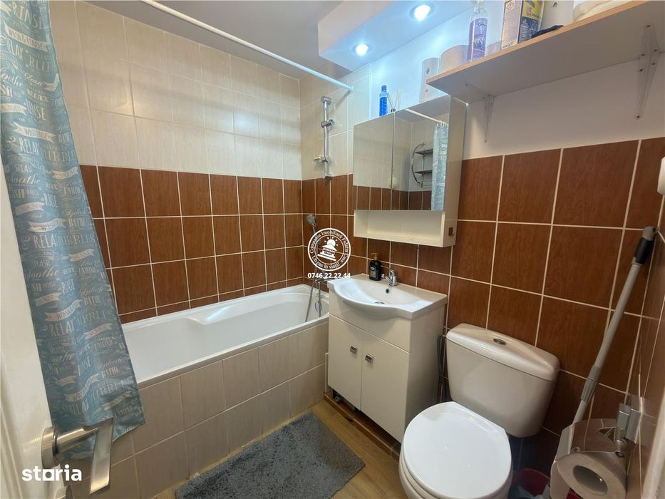 Apartament 3 camere decomandat, Dacia