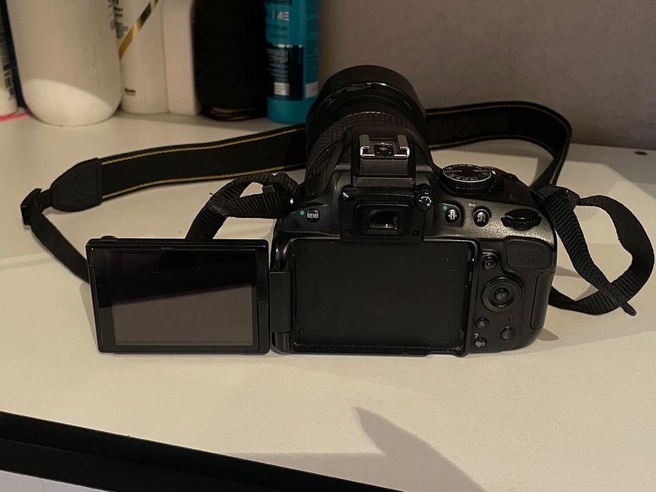 фотопарат Nikon D5100