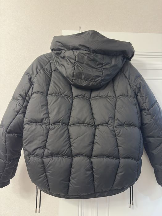 Куртка черная на размер М