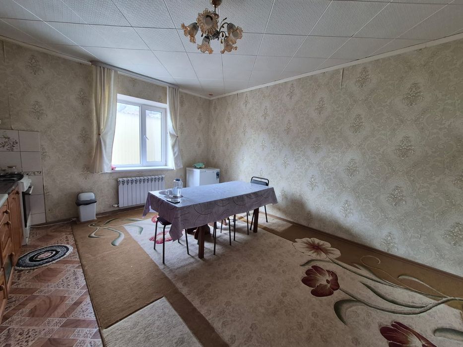 Продам дом в центре городе рынок