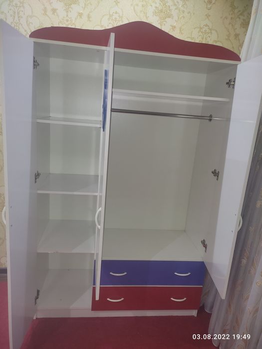 Detskiy Krovat va shkaf