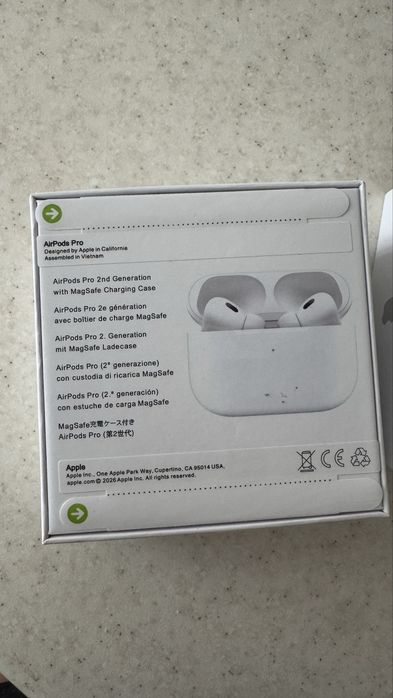 Продам Apple AirPods Pro 2