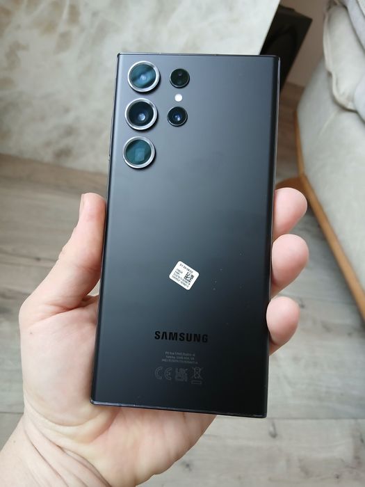 Като нов!Samsung S23 Ultra в гаранция-27г.