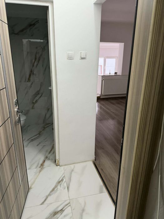 Vând garsoniera finisata