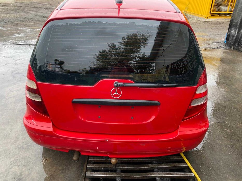 Dezmembrez Mercedes A 150i W169/usa/haioin/interior/volan/jante/oglinda/geam/capota/bara/faruri/stopuri/grila