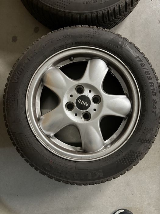 Set roti complete 15” de iarna din aliaj MINI 5 1/2 J 15H2