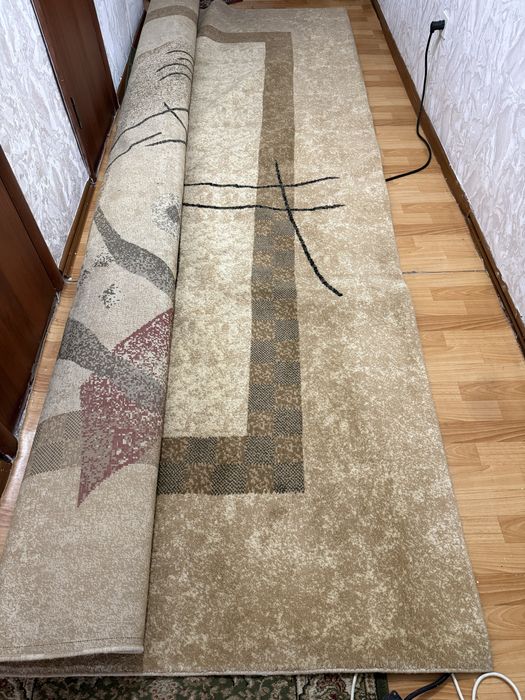 Ковер продается.