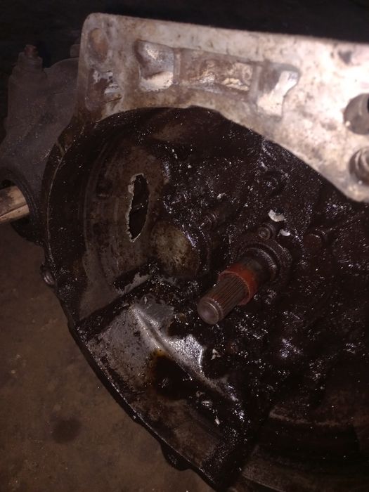 Кпп фольксваген пассат б4  на запчасти