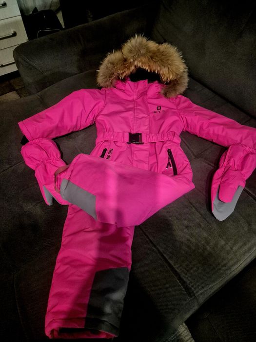 Продам отличный комбинезон