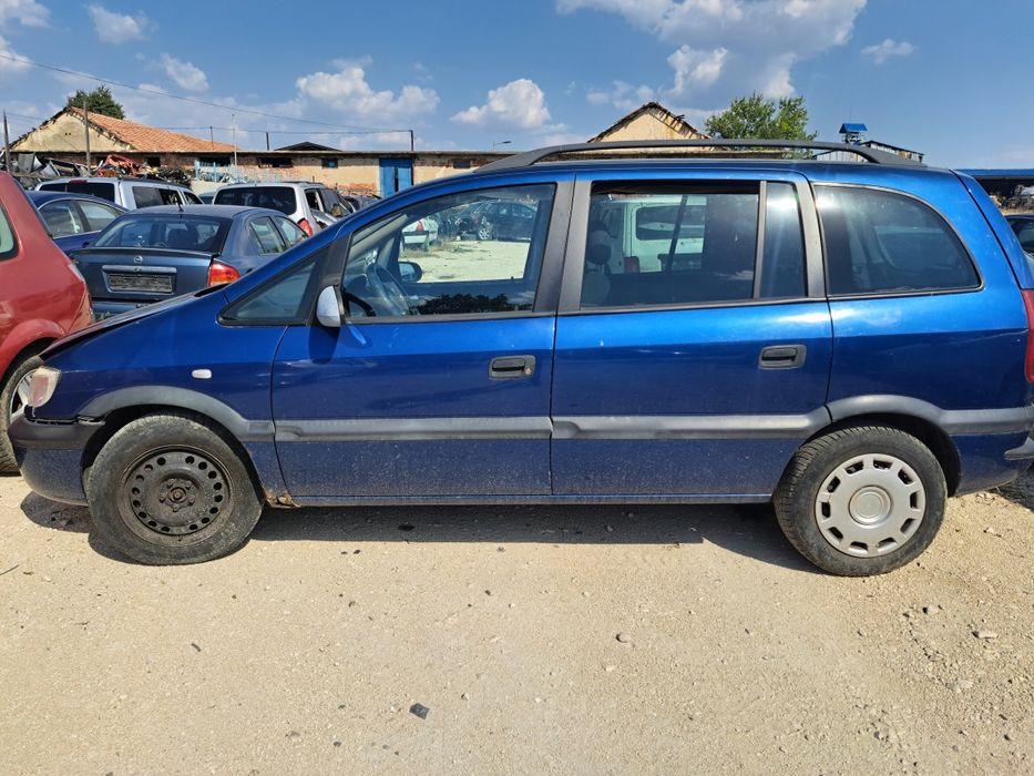 Опел Зафира 2.0dti на части !