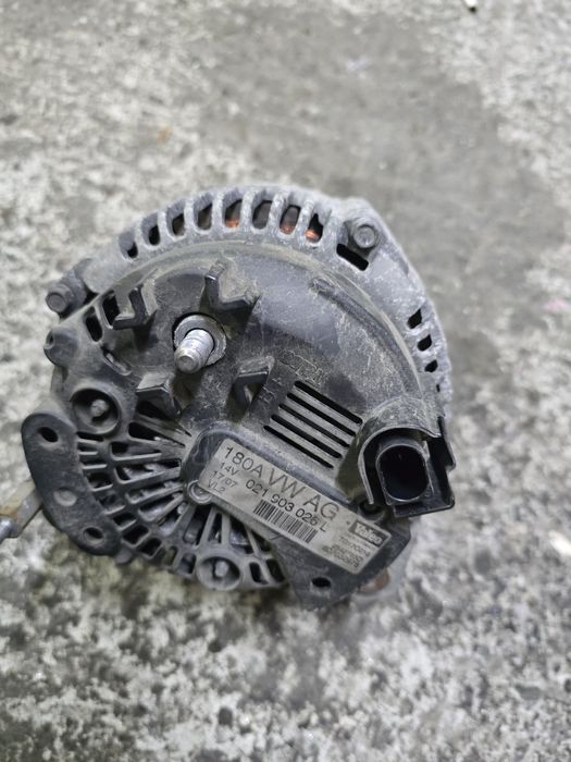 Alternator VW Passat 1.9 tdi bls valeo