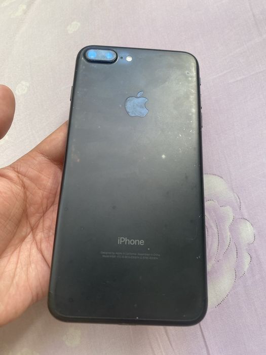 Продам Б/у Iphone 7 plus 32gb