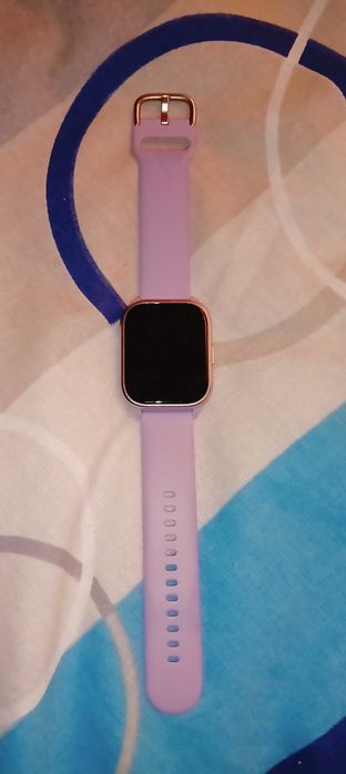 Стилен смарт часовник,неразличим от нов!