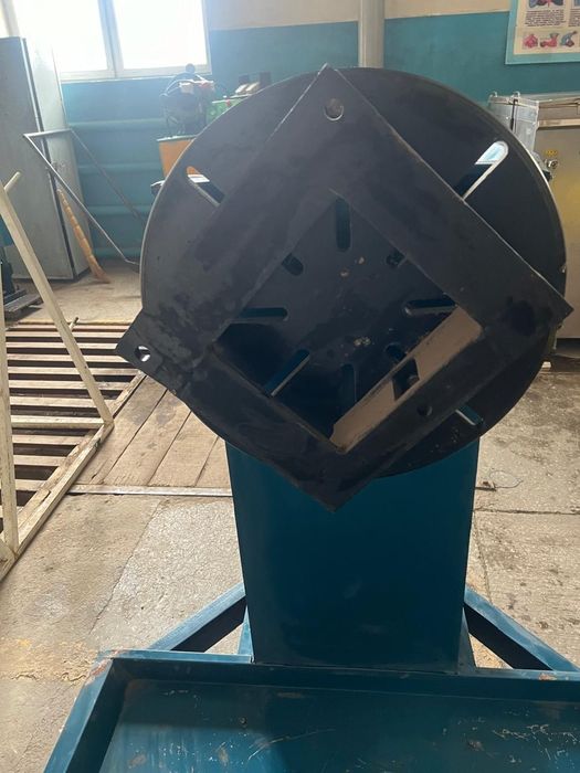 Стенд кантователь для ремонта