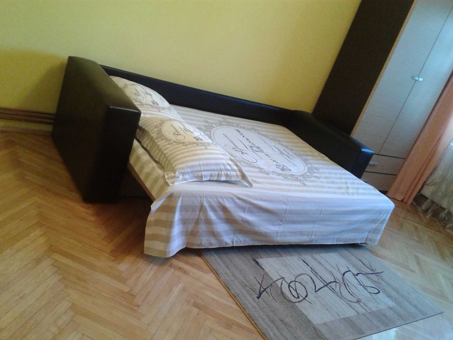 Ap. 3 camere decomandate 65 mp, 2 bai, balcon 4mp, Marasti 217000 euro