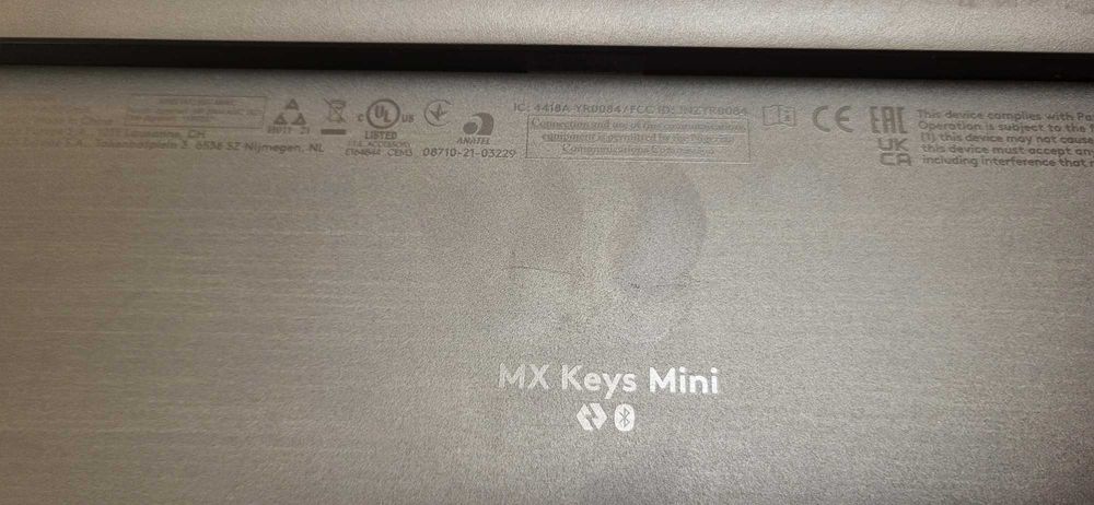 logi MX Keys Mini  fuctonala 165 lei fara alte accesori