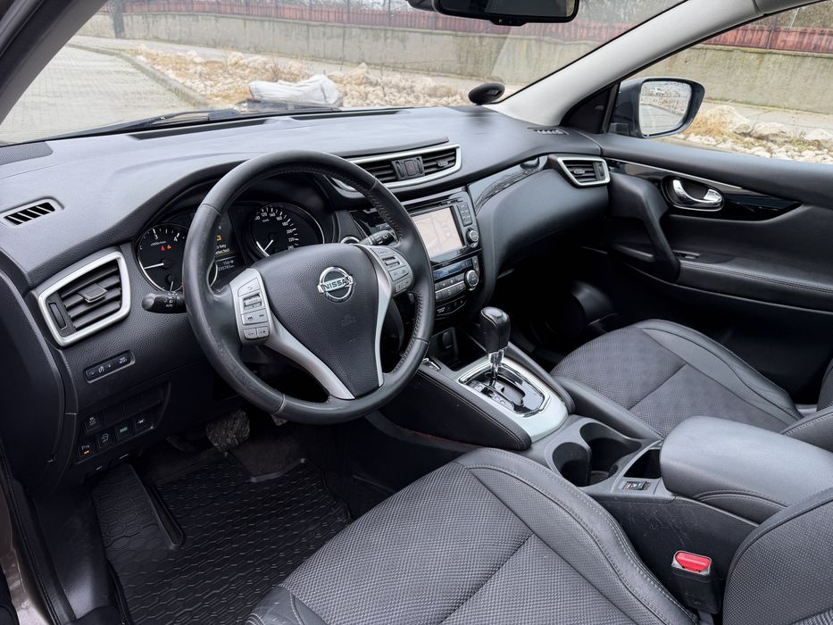 Nissan Qashqai Tekna X-Tronic 2015 1.6DCi
