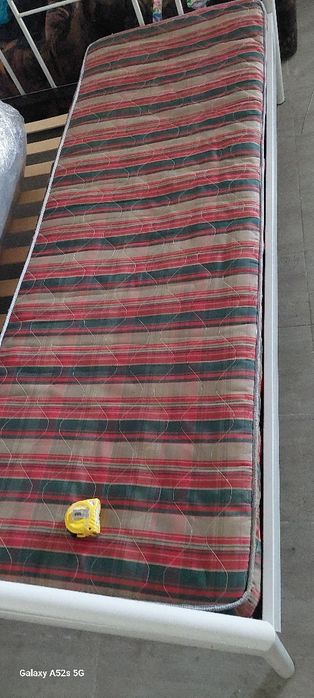 Vand saltea pat dimensiune 200x70