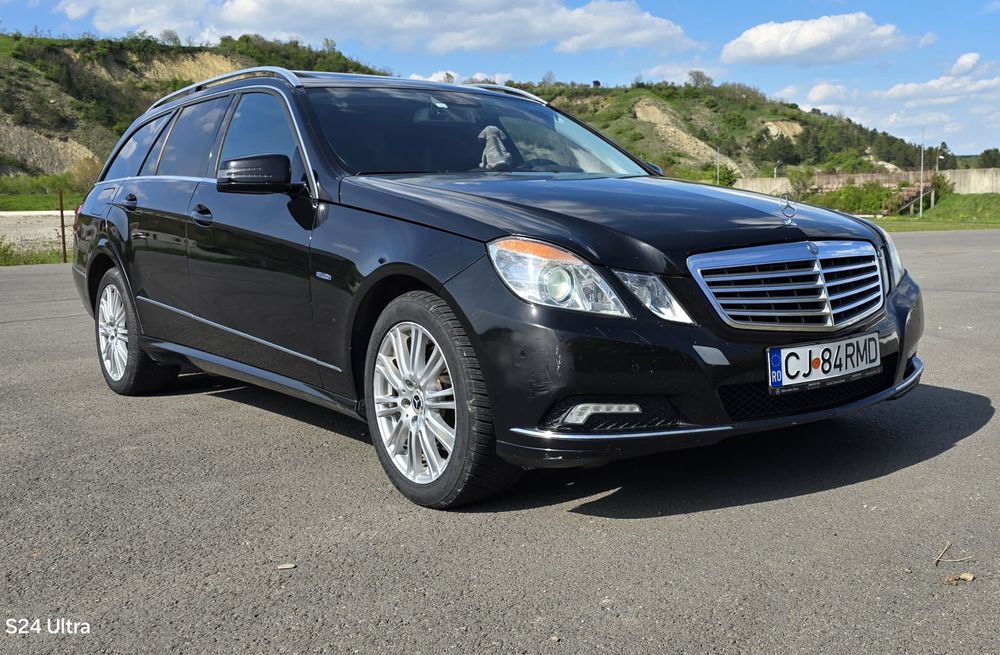 Mercedes  E250  204CP Elegance