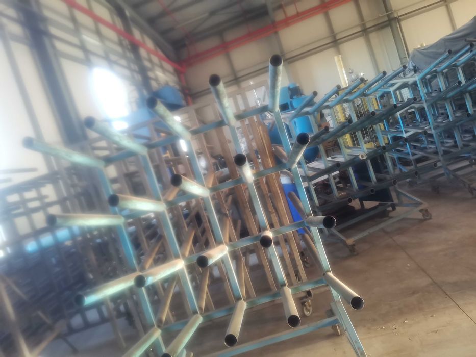 метални закачалки