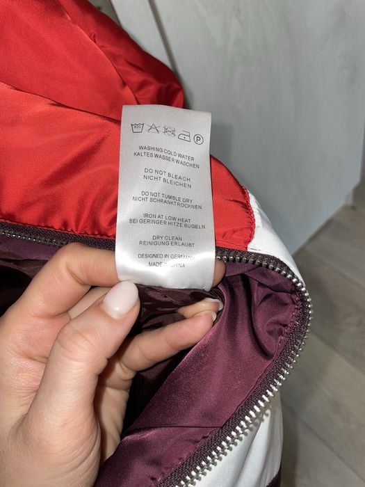 Куртка НОВАЯ за 5500т.