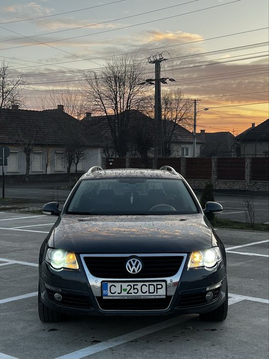 Vand Volkswagen Passat B6 Break Highline 2.0TDI din 2007 foarte DOTAT!