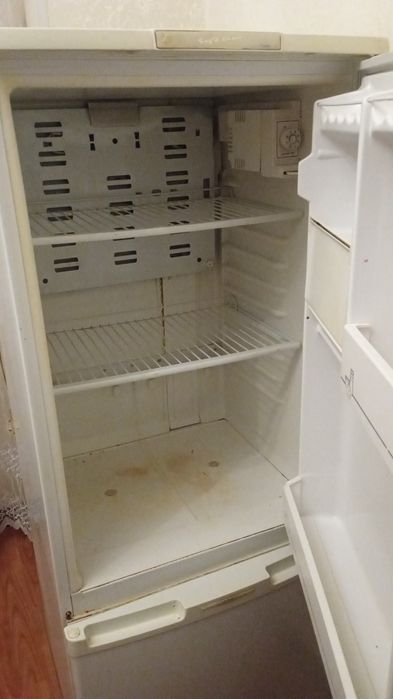 Холодильник Холодильник продаётся,бу