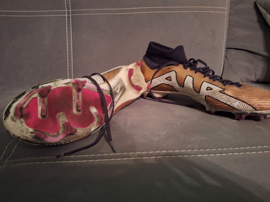 Мъжки бутони на найк