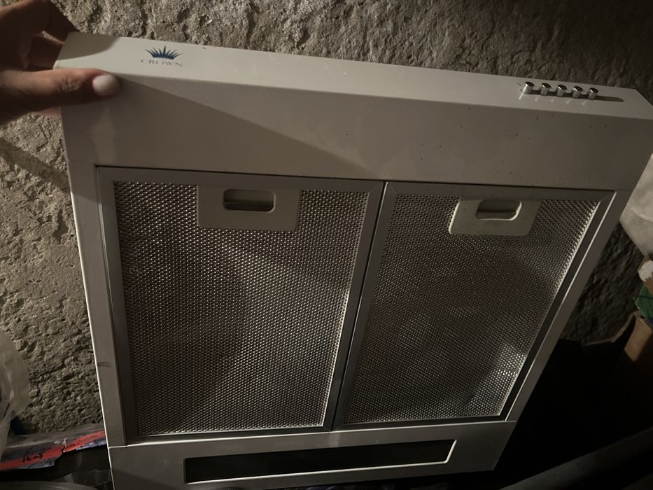 Продам вытяжку для кухни