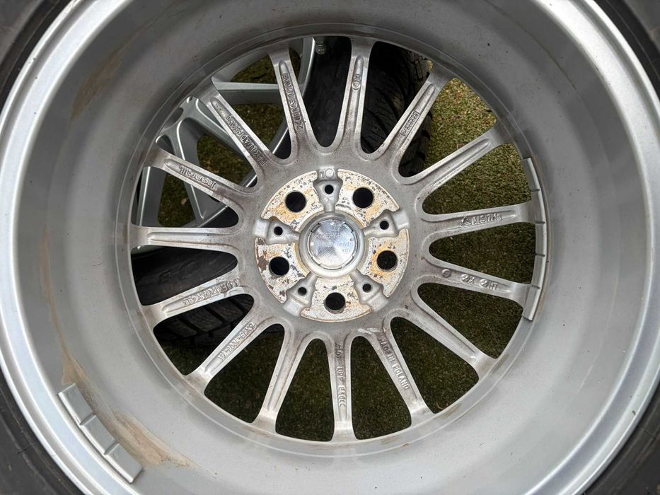 Roți R17 cu anvelope 205/55/R17 Pirelli iarnă