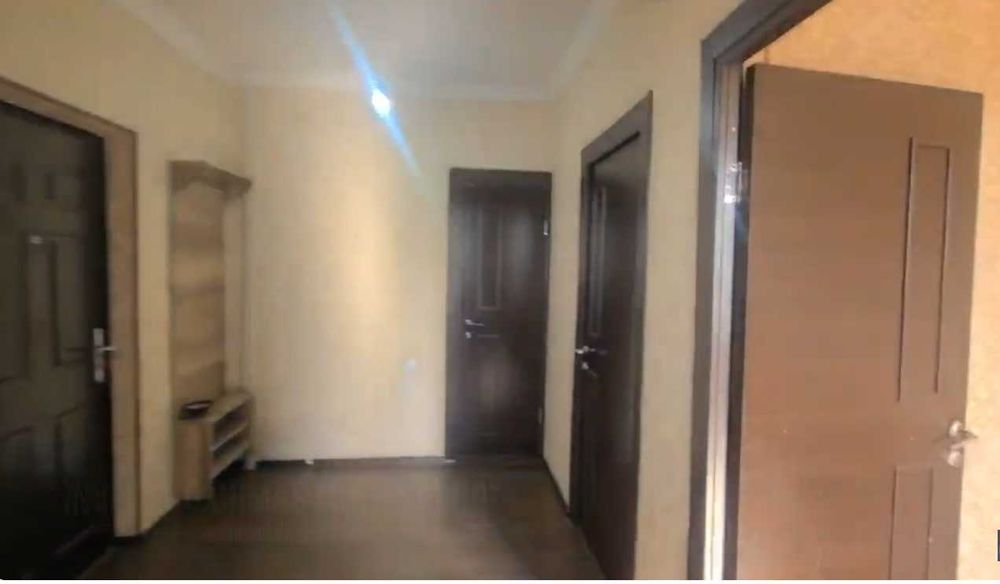 Миндонобод 53 кв квартира сотилади