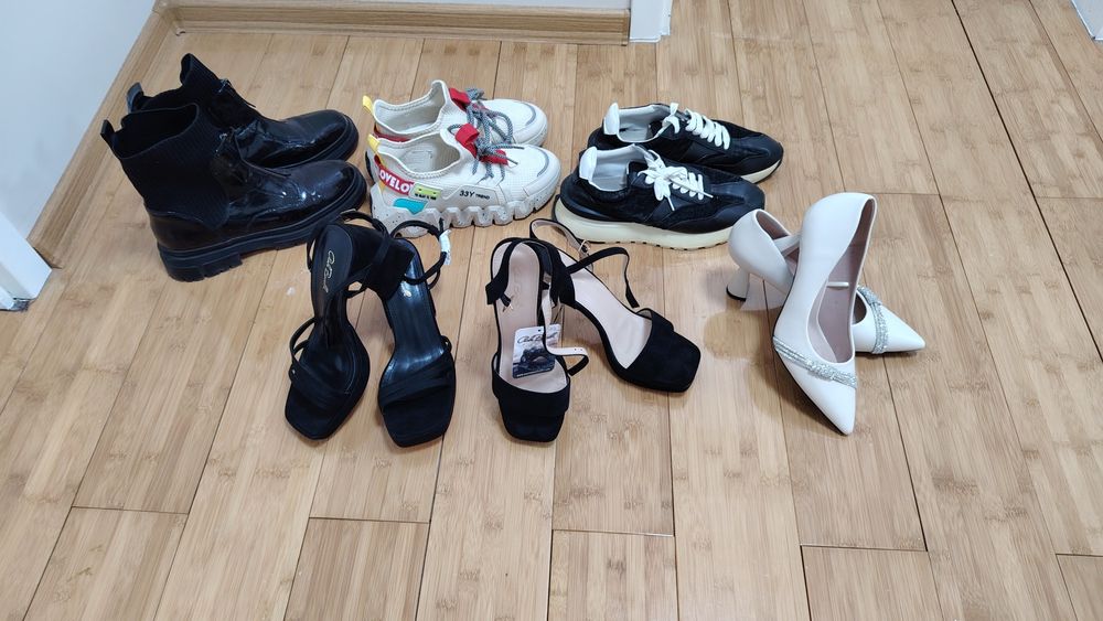 Нови и малко носени обувки 39/38